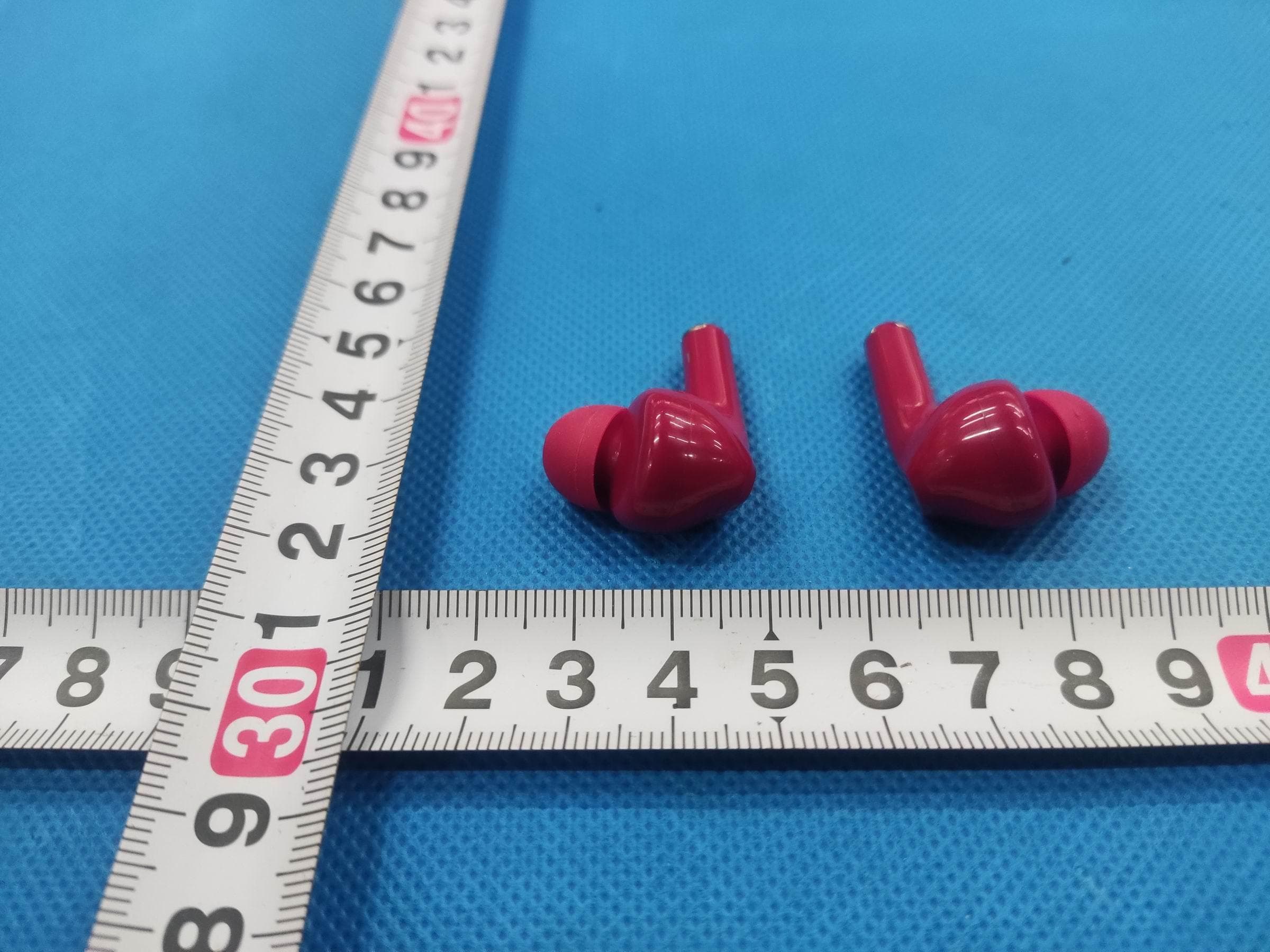 TWS Clear Case Earbud XT-87 - FCC ID 2AHN6-AUBE232 - Bytech NY Inc. (5)