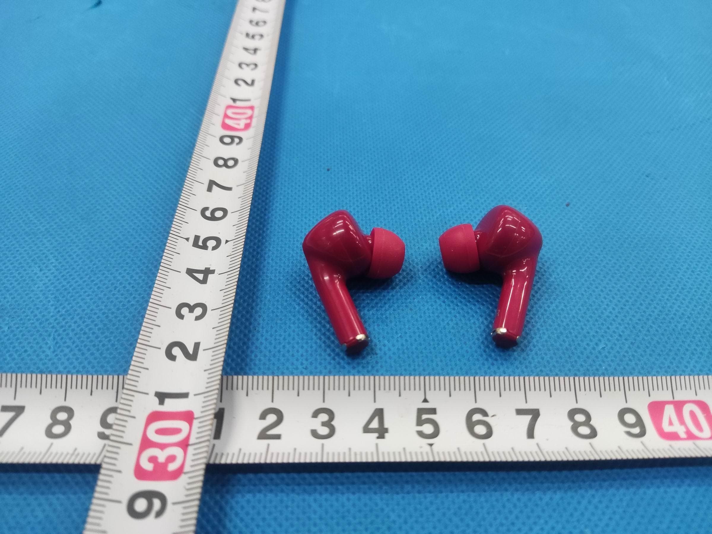 TWS Clear Case Earbud XT-87 - FCC ID 2AHN6-AUBE232 - Bytech NY Inc. (4)