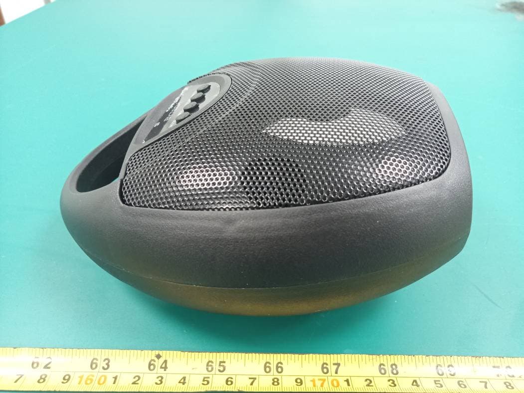 BLTH Rugged Oval SPKR W/Handle - FCC ID 2AHN6-AUBS171 - Bytech NY Inc. (2)