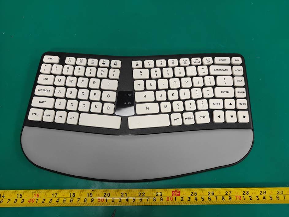 Ergo Wireless Keyboard-ASST - FCC ID 2AHN6-KBWS116 - Bytech NY Inc. (3)