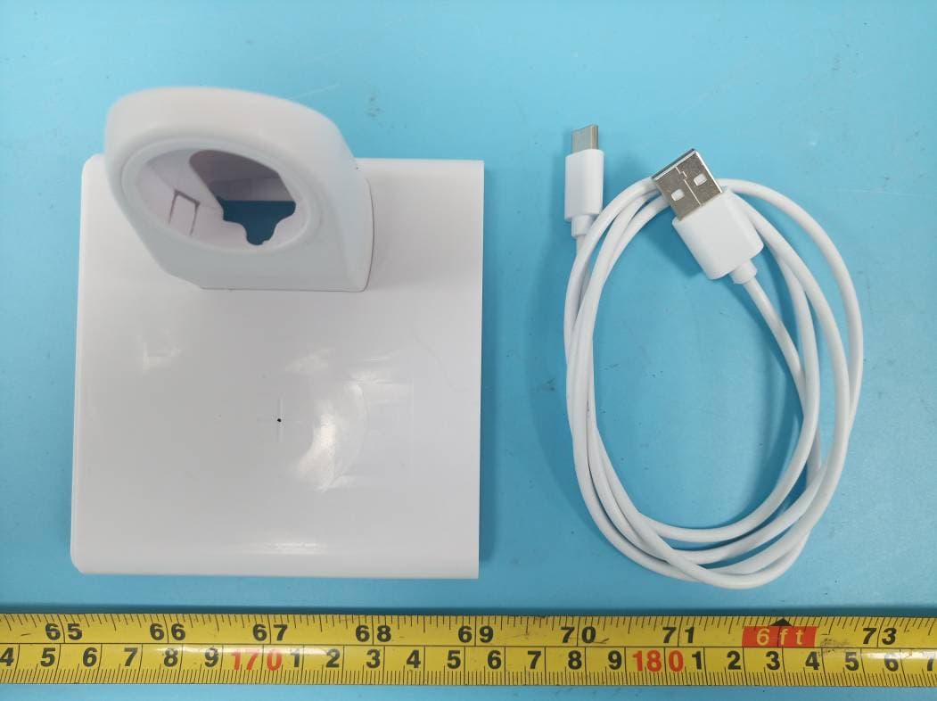 Airpod Wireless Charger W/stand - FCC ID 2AHN6-OPCP501 - Bytech NY Inc. (2)