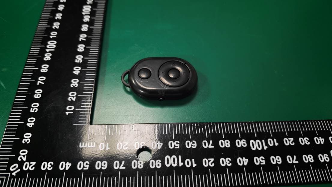 Blth Remote Selfie Shutter-BK - FCC ID 2AHN6-SFSH102 - Bytech NY Inc. (4)