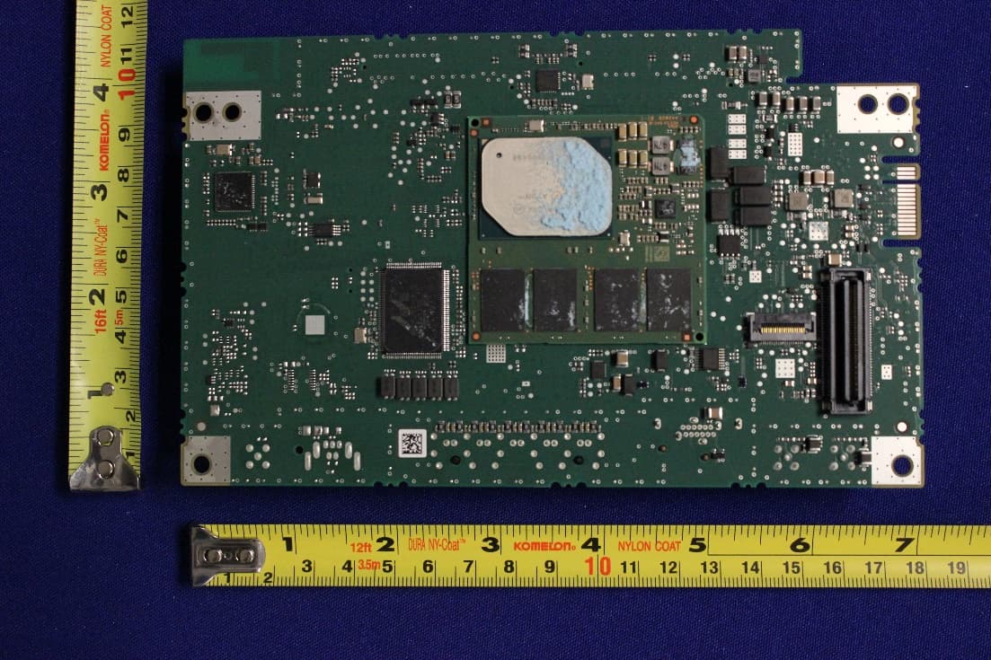 Automotive Infotainment Unit - FCC ID 2AHPN-BE2857 - Harman International Industries, Inc. (2)