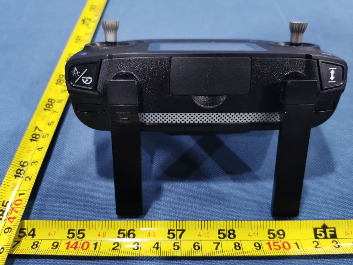 2.4G remote control - FCC ID 2AHV3KK22 - Guangdong Meijiaxin Innovative Technology Co., Ltd (4)