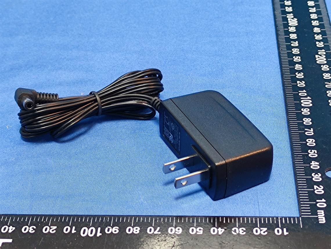 Complete 5 Bands Cellphone Signal Booster - FCC ID 2AHY2US4G-65 - Romancell Technology Co.,Ltd.