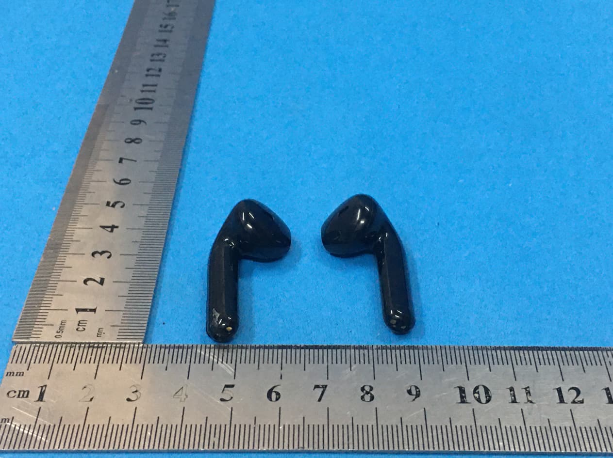 True wireless earbuds - FCC ID 2AHYK-GIECY1005 - SHENZHEN GIEC DIGITAL CO., LTD (3)