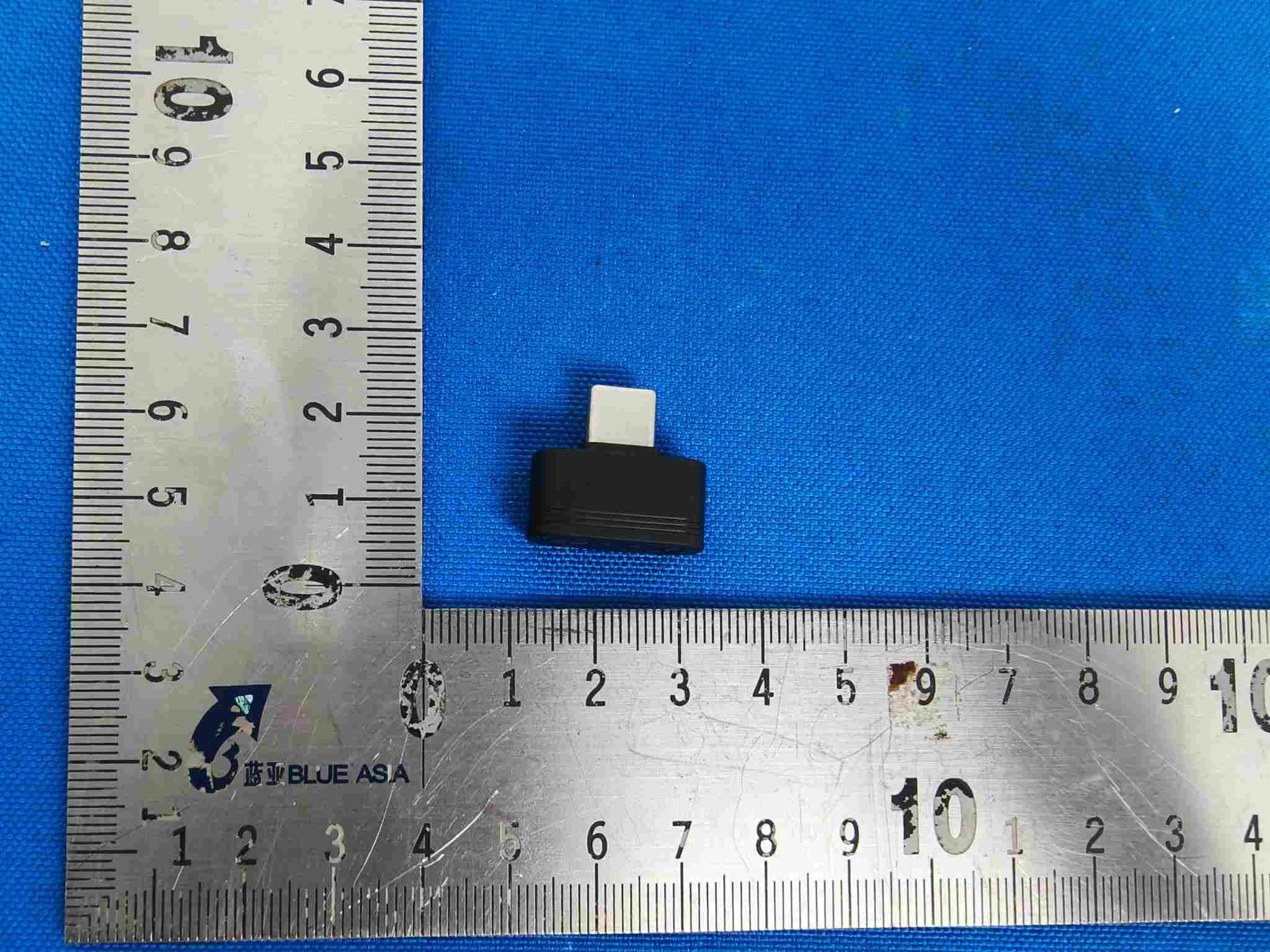 DONGLE - FCC ID 2AHYV-DBWGH - PEAG, LLC dba JLab Audio