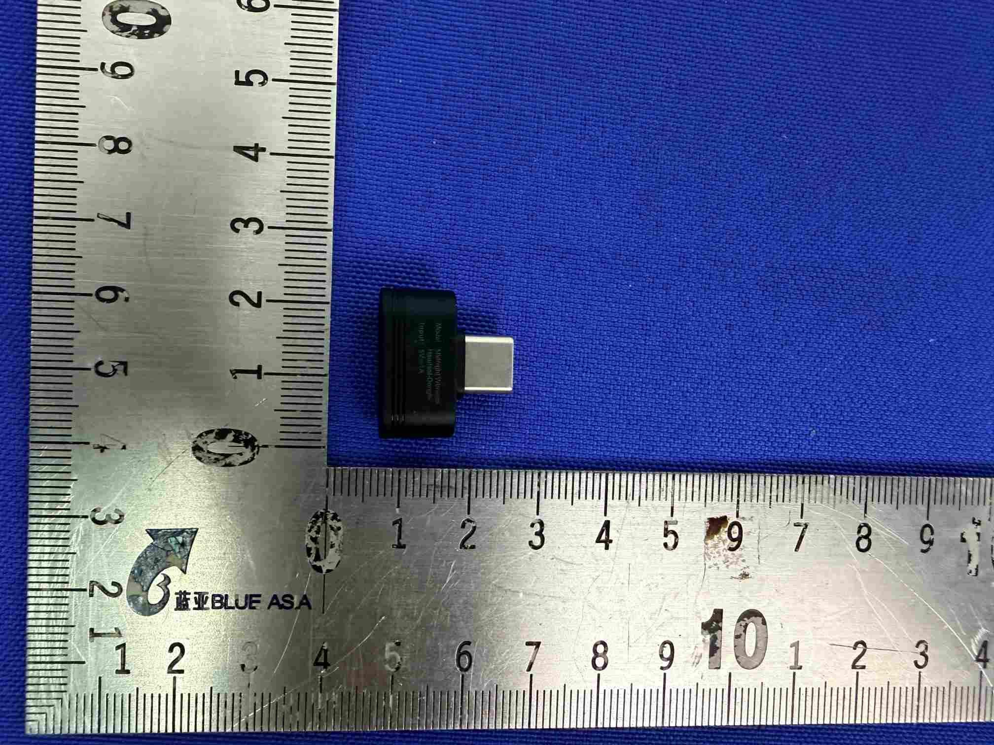 DONGLE - FCC ID 2AHYV-MNWGHD - PEAG, LLC dba JLab Audio