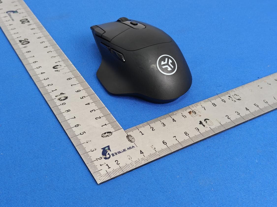 Wireless Mouse - FCC ID 2AHYV-MNWM - PEAG, LLC dba JLab Audio