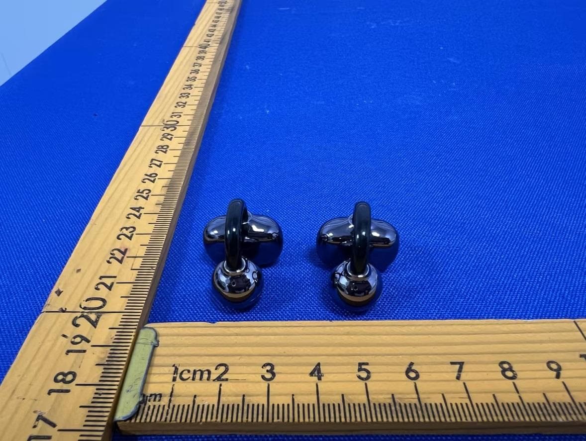 Wireless Earphone - FCC ID 2AHZ5-NEO-A - Shenzhen Huafurui Technology Co., Ltd.