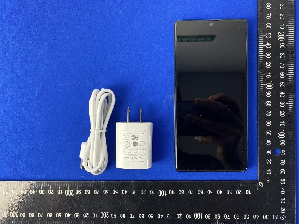 Smart Phone - FCC ID 2AHZ5P40 - Shenzhen Huafurui Technology Co., Ltd (4)