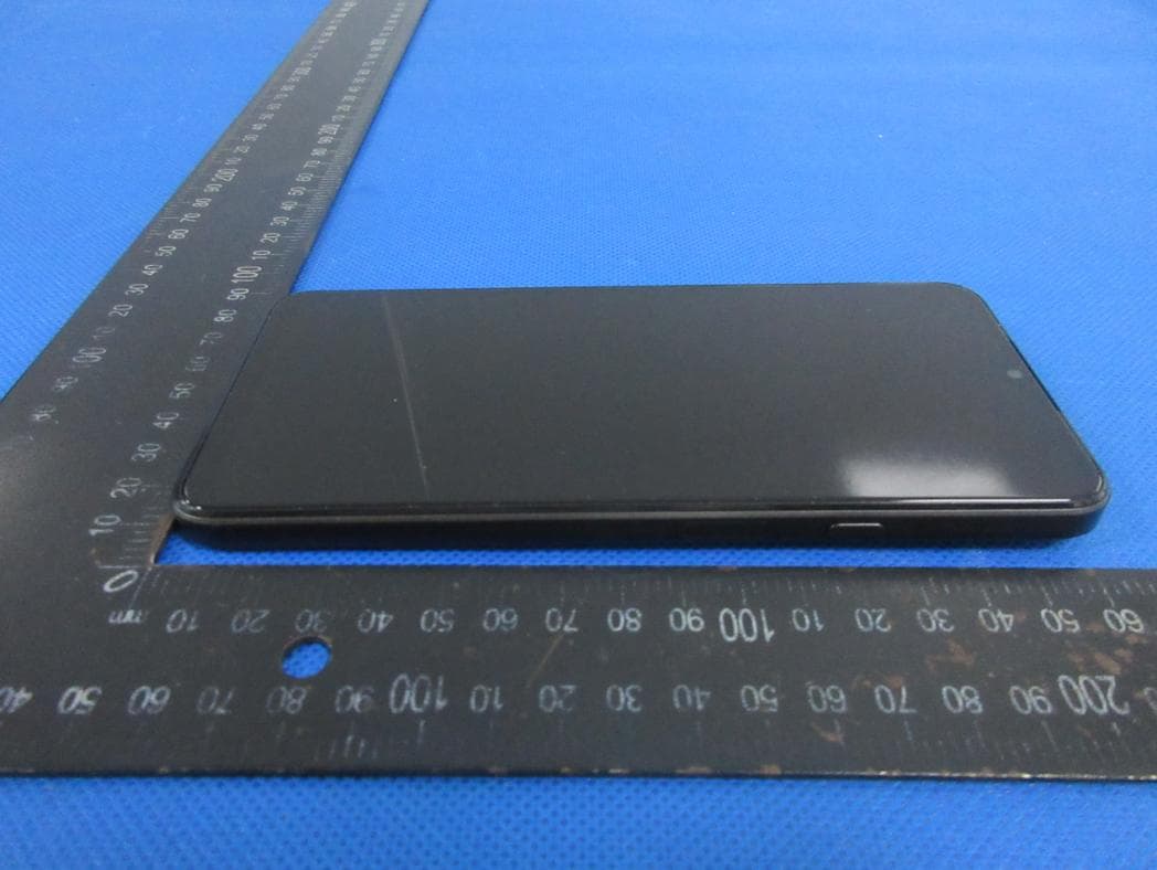 Smartphone - FCC ID 2AHZ5P80 - Shenzhen Huafurui Technology Co., Ltd (4)