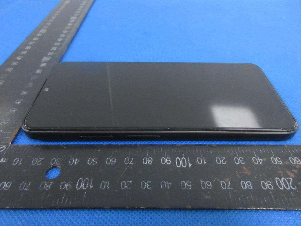 Smartphone - FCC ID 2AHZ5P80 - Shenzhen Huafurui Technology Co., Ltd (5)