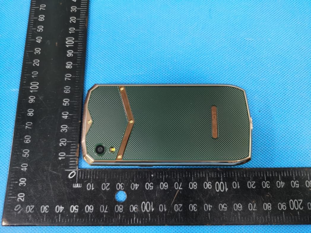 Smartphone - FCC ID 2AHZ5PT - Shenzhen Huafurui Technology Co., Ltd