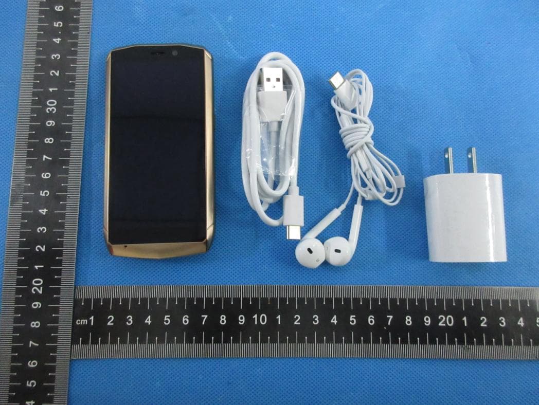 Smartphone - FCC ID 2AHZ5PT - Shenzhen Huafurui Technology Co., Ltd (3)