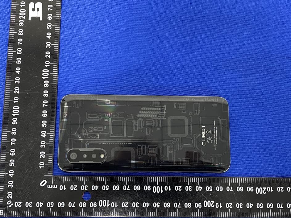 Smartphone - FCC ID 2AHZ5X70 - Shenzhen Huafurui Technology Co., Ltd (3)
