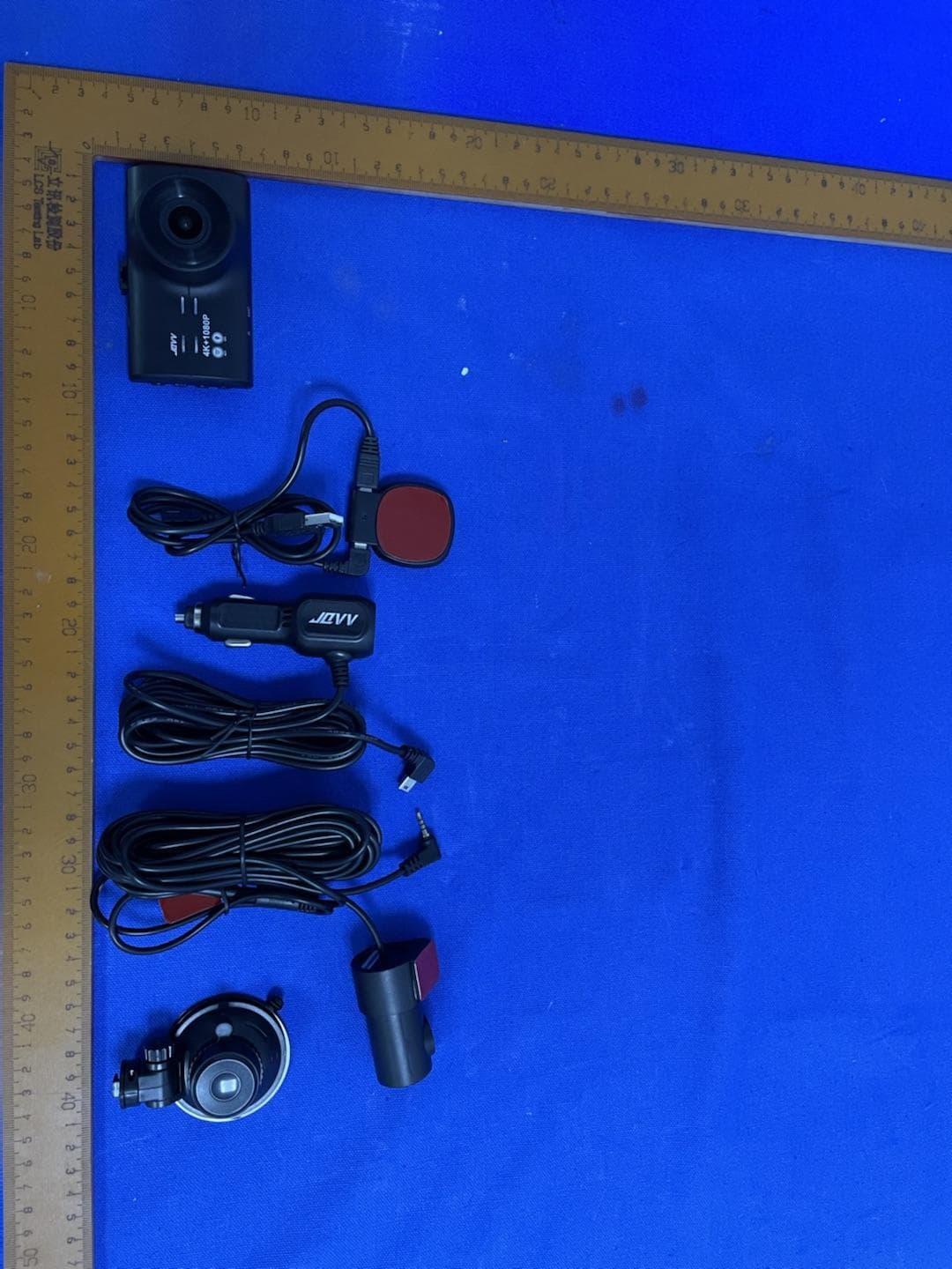 Dash Cam - FCC ID 2AI3L-V309 - Shenzhen Wonda Tech Co., Ltd (2)