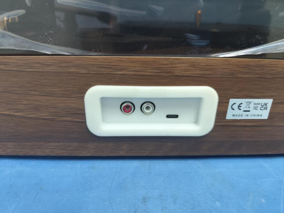 Vinyl record player - FCC ID 2AI3W-VR009 - Shenzhen Maiweixun Eletronic Co., Ltd (5)