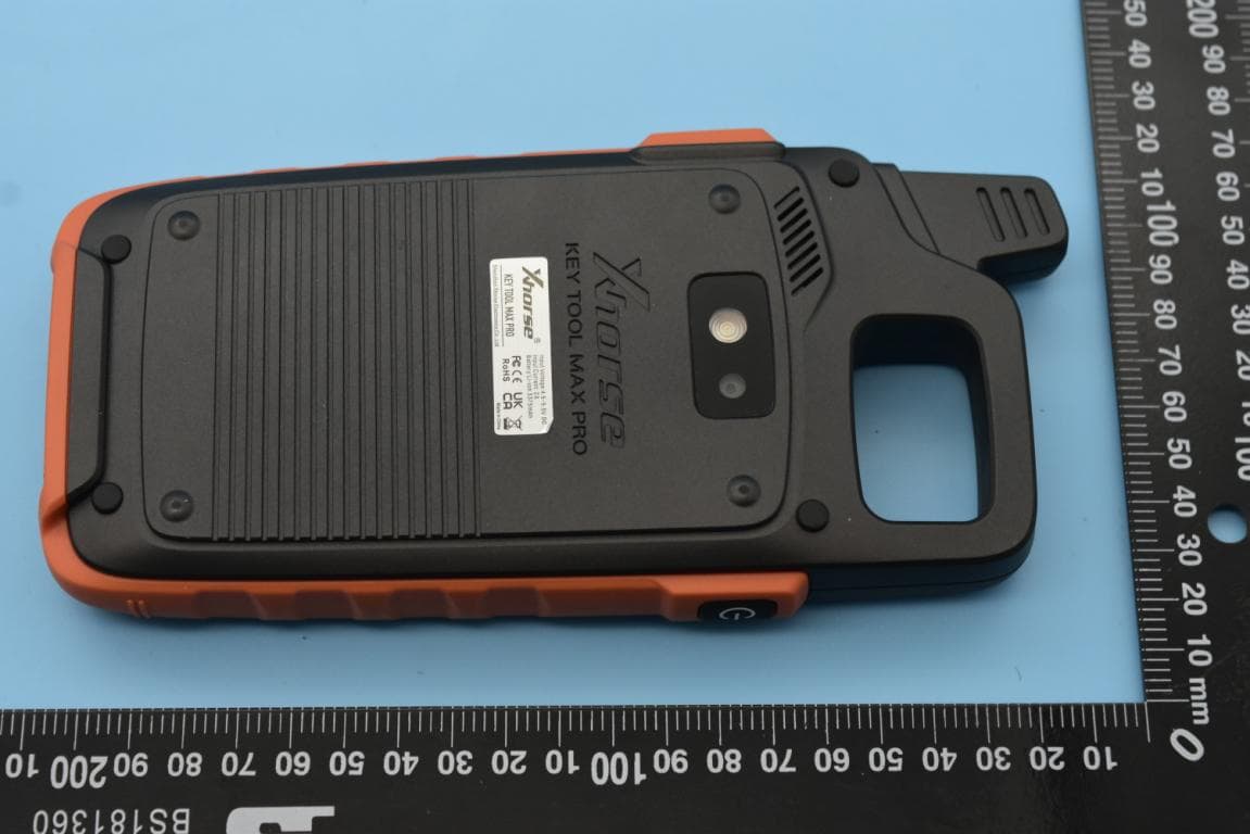 KEY TOOL MAX PRO - FCC ID 2AI4T-XDKMP0 - Shenzhen Xhorse Electronics Co., Ltd.