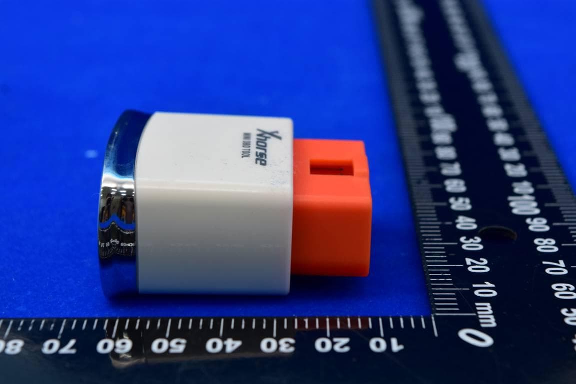 MINI OBD TOOL with Bluetooth and WIFI - FCC ID 2AI4T-XDMOT - Shenzhen Xhorse Electronics Co., Ltd. (4)