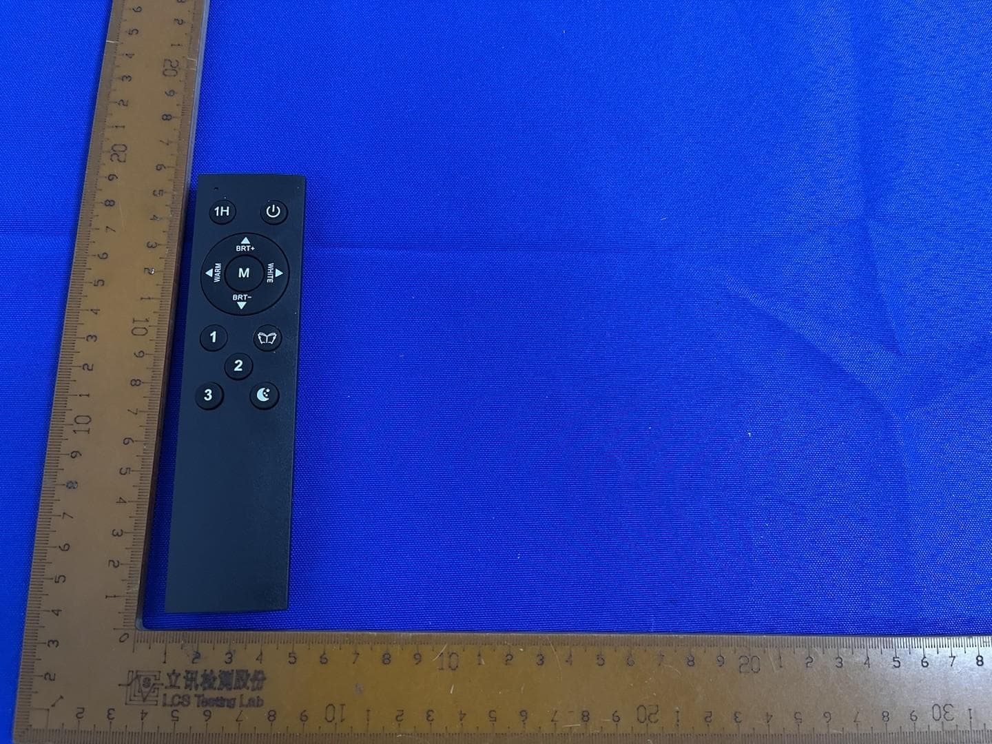 LED Floor Lamp - FCC ID 2AI5T-FLH-042-F1 - Shenzhen Bling Lighting Technologies CO.,LTD (2)