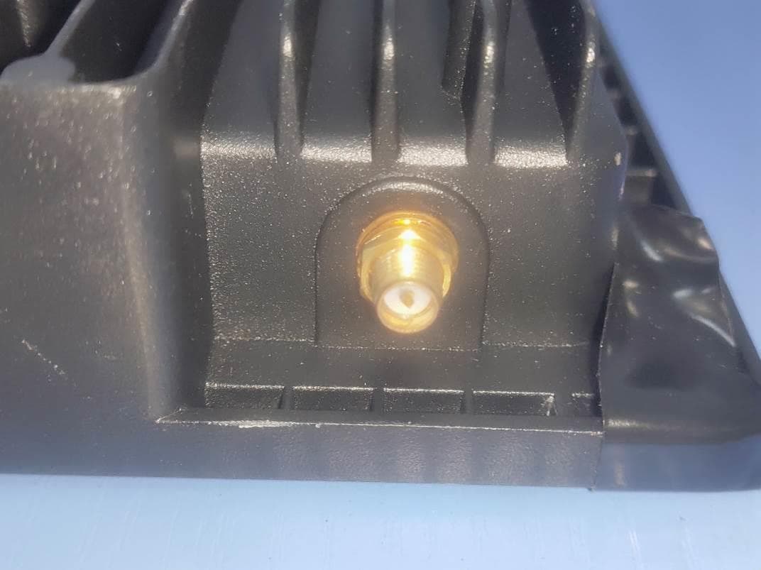 Smart Flood light - FCC ID 2AI5T-FTC - Shenzhen Bling Lighting Technologies CO.,LTD (5)