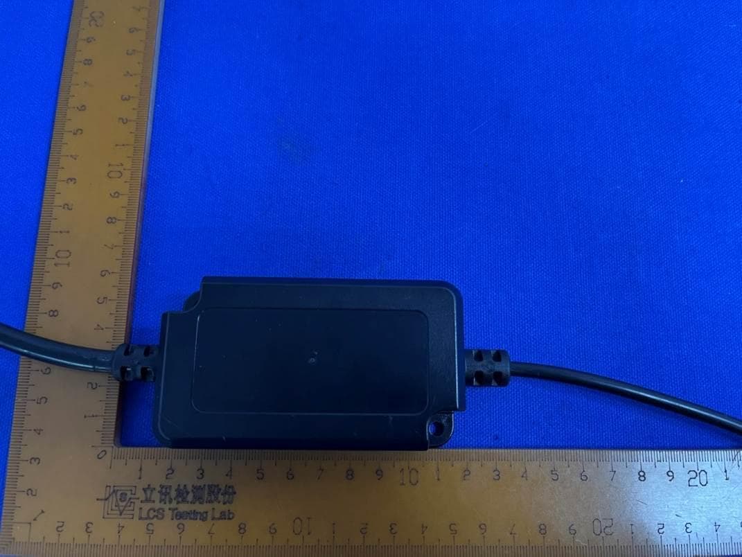 Smart Flood String Light - FCC ID 2AI5T-LSE-042 - Shenzhen Bling Lighting Technologies CO.,LTD (5)