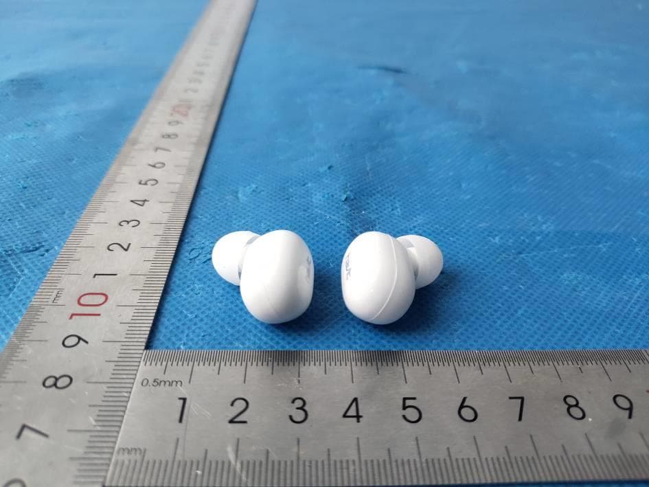 True wireless stereo earbuds - FCC ID 2AI6I-TW925 - Guangzhou Havit Technology Co.,LTD (4)