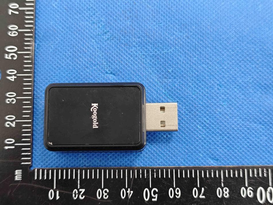 Smart Car player Mirroring Adapter - FCC ID 2AI6Z-EC-102 - Shenzhen EC Technology Co., Ltd. (2)