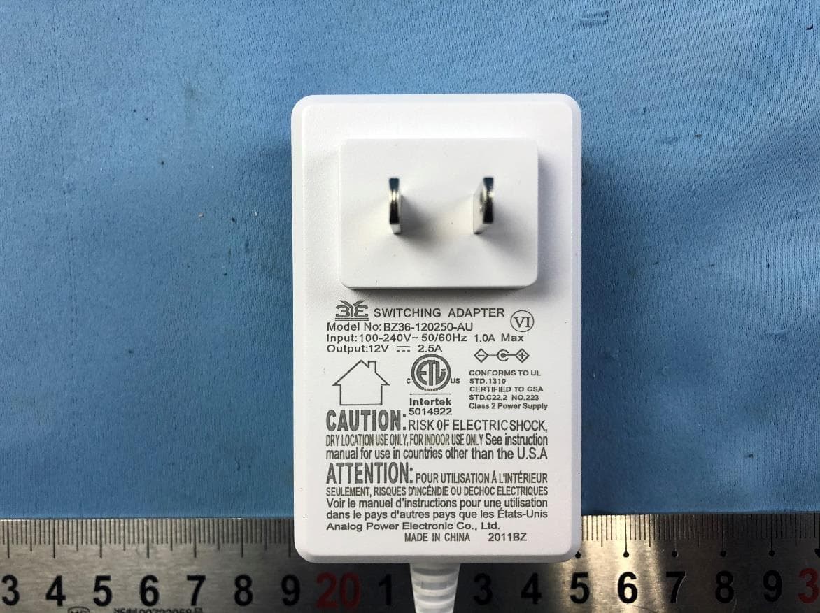 table lamp - FCC ID 2AI7B-B1FSAB - Ottlite Technologies Inc. (2)