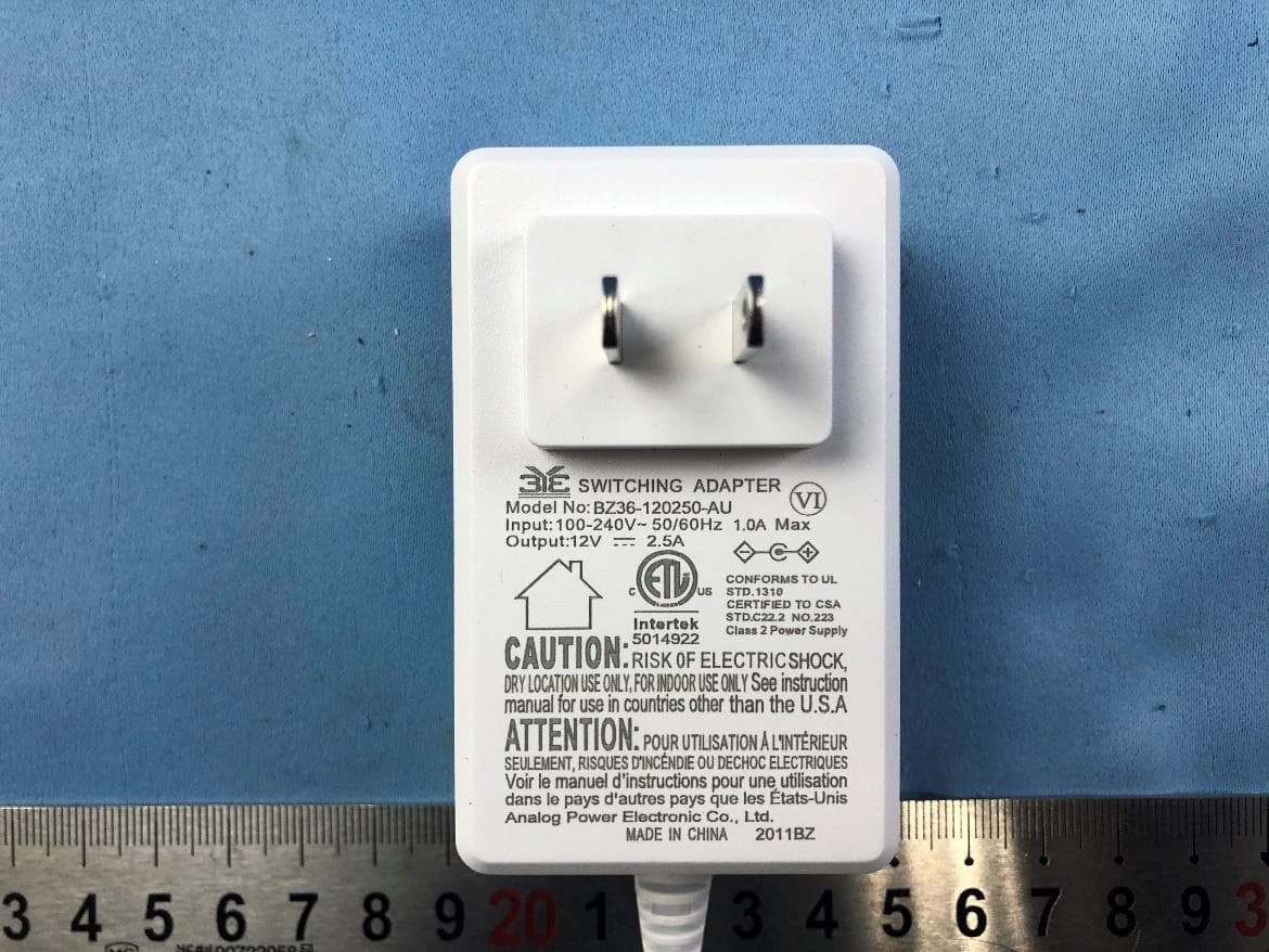 table lamp - FCC ID 2AI7B-B1FSAB - Ottlite Technologies Inc.