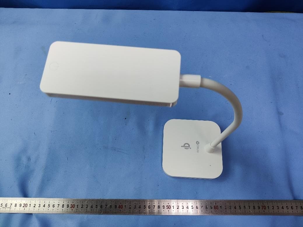 LED table lamp - FCC ID 2AI7B-Q11AFS - Ottlite Technologies Inc. (3)