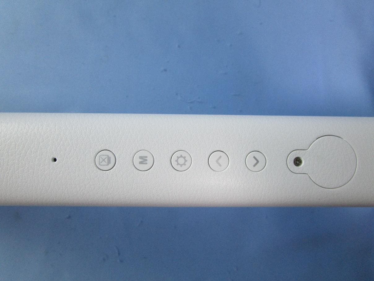 LED table lamp - FCC ID 2AI7B-U14SC - Ottlite Technologies Inc. (5)