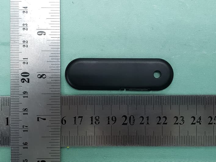 Key Tracker Card - FCC ID 2AI8K-20KEYTKR - Ekster Wallets B. V. (2)