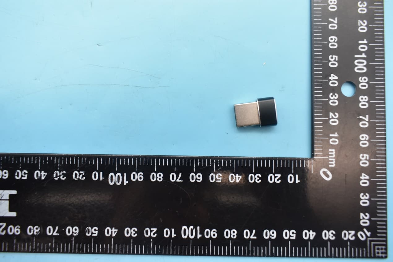 3-Axis Smartphone Gimbal with BT - FCC ID 2AIB7X2 - Shenzhen Hohem Technology Co., Ltd. (5)