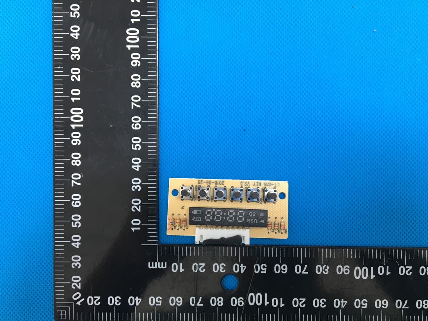 PARTY SPEAKER with Bluetooth - FCC ID 2AIDG-SP-807RBT - General Sound Corporation (2)