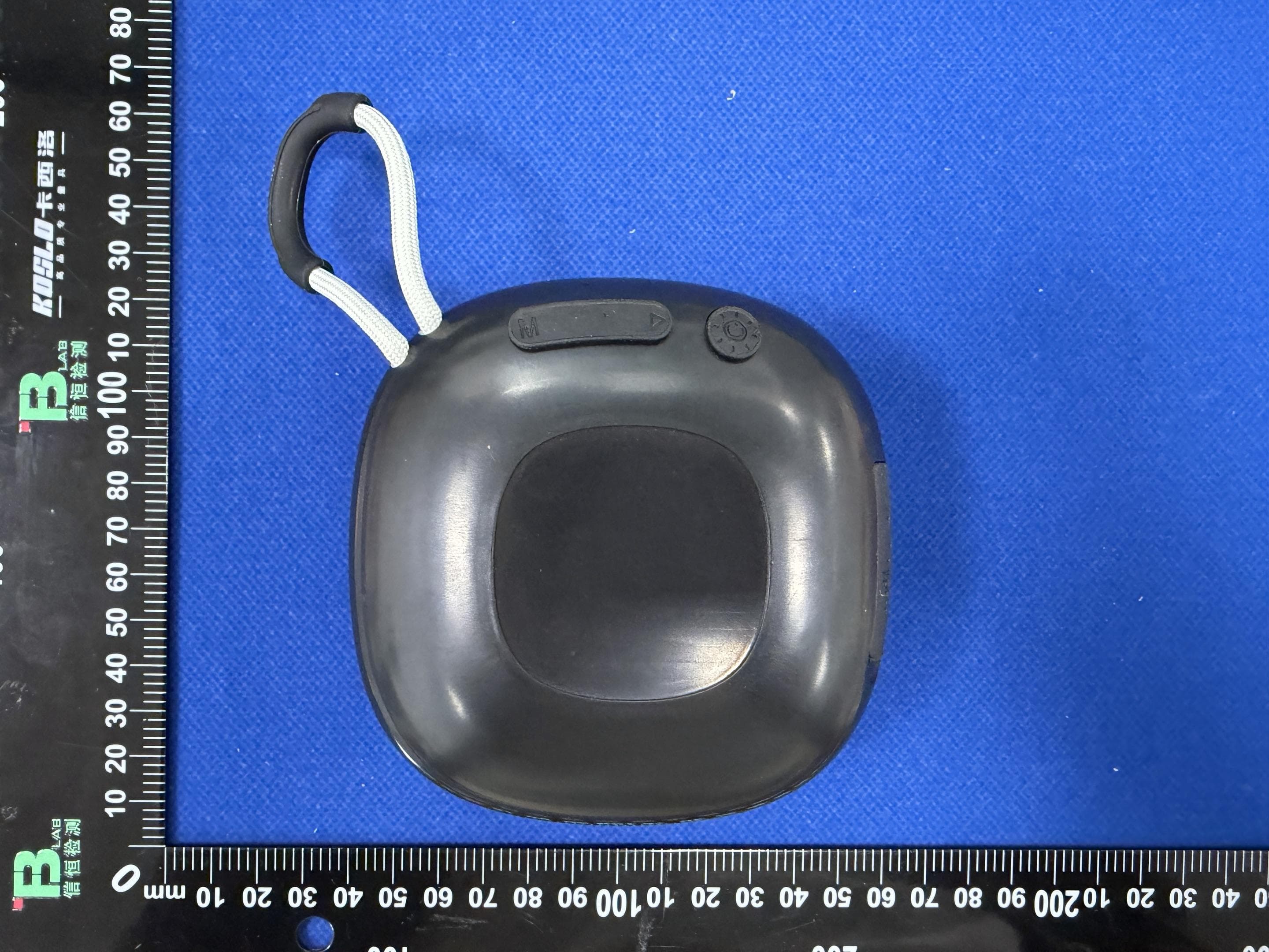 SMILING BLUETOOTH SPEAKER - FCC ID 2AIDL-BT207 - Migear International Group LLC