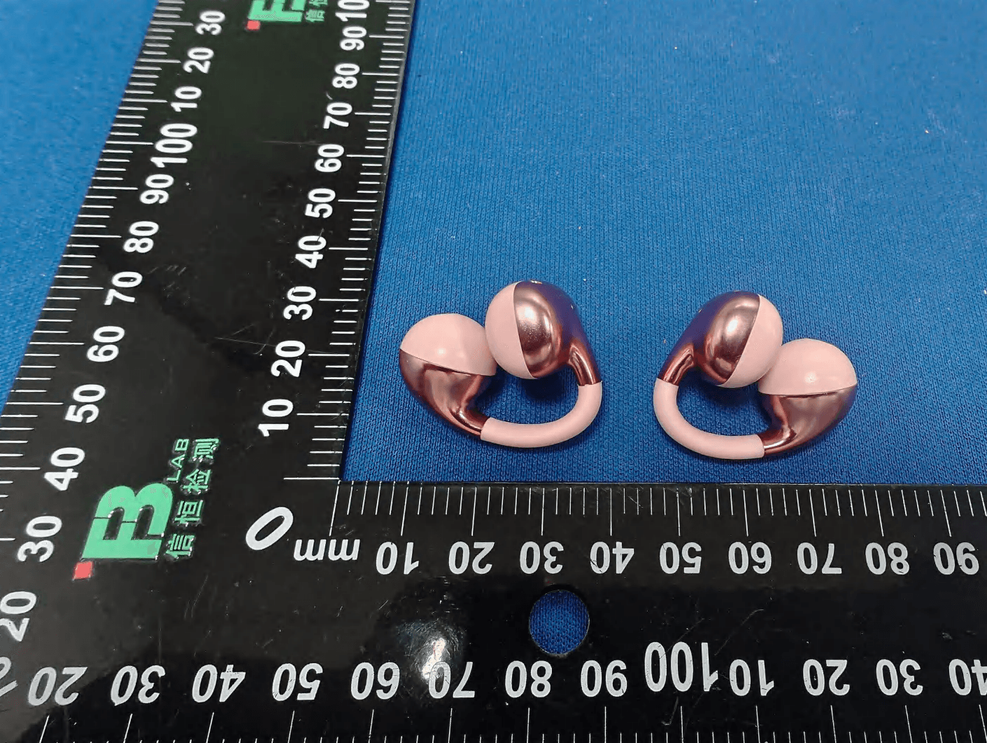 TRUE WIRELESS EARPHONE - FCC ID 2AIDL-CLTW301 - Migear International Group LLC (5)