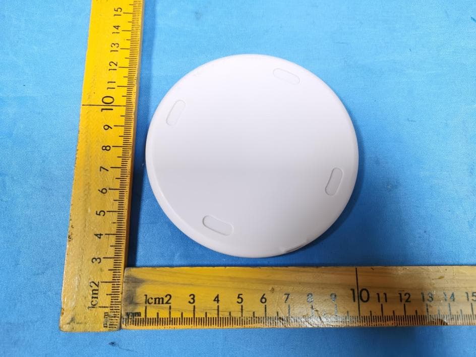 Wireless Charger - FCC ID 2AIDL-FWI206 - Migear International Group LLC