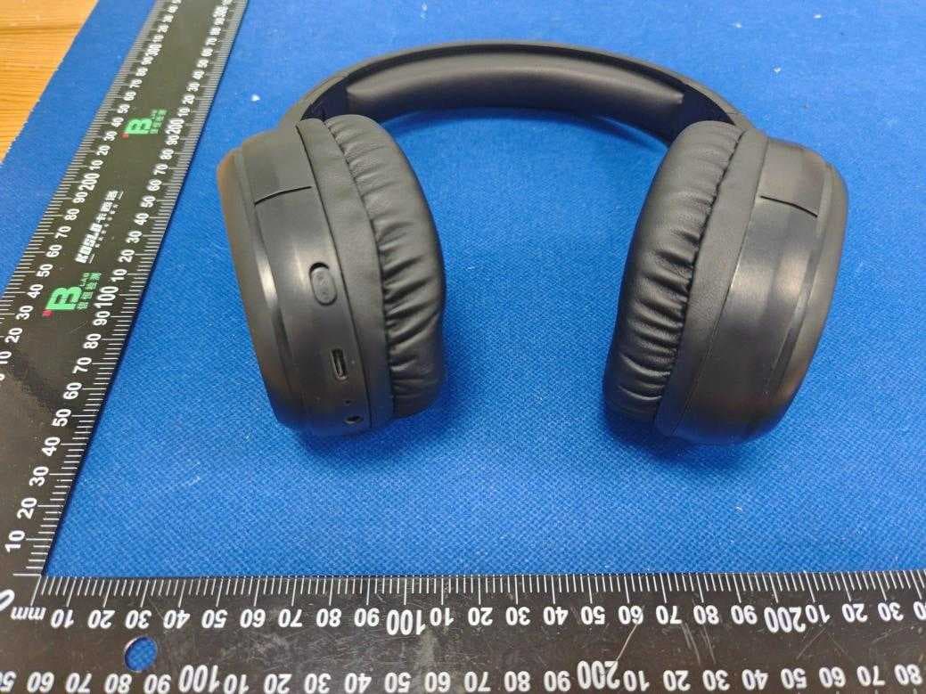 ANC WIRELESS HEADPHONES - FCC ID 2AIDL-HPBT420 - Migear International Group LLC (2)