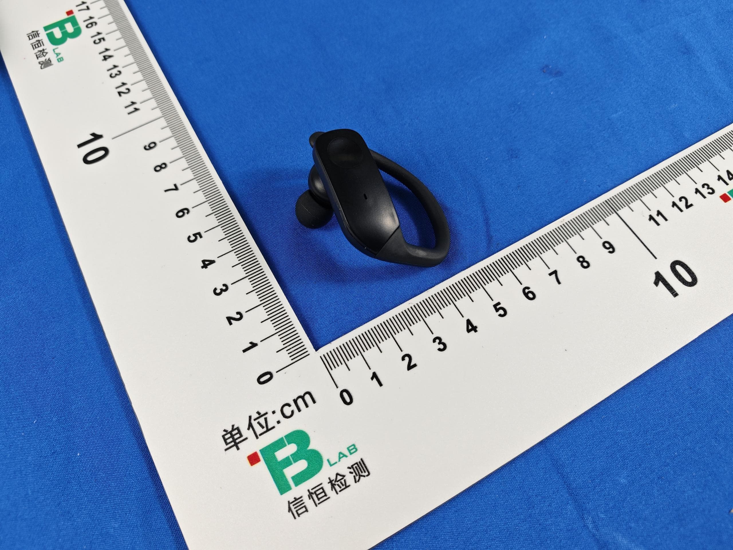 TRUE WIRELESS EARPHONES - FCC ID 2AIDL-TWS220 - Migear International Group LLC