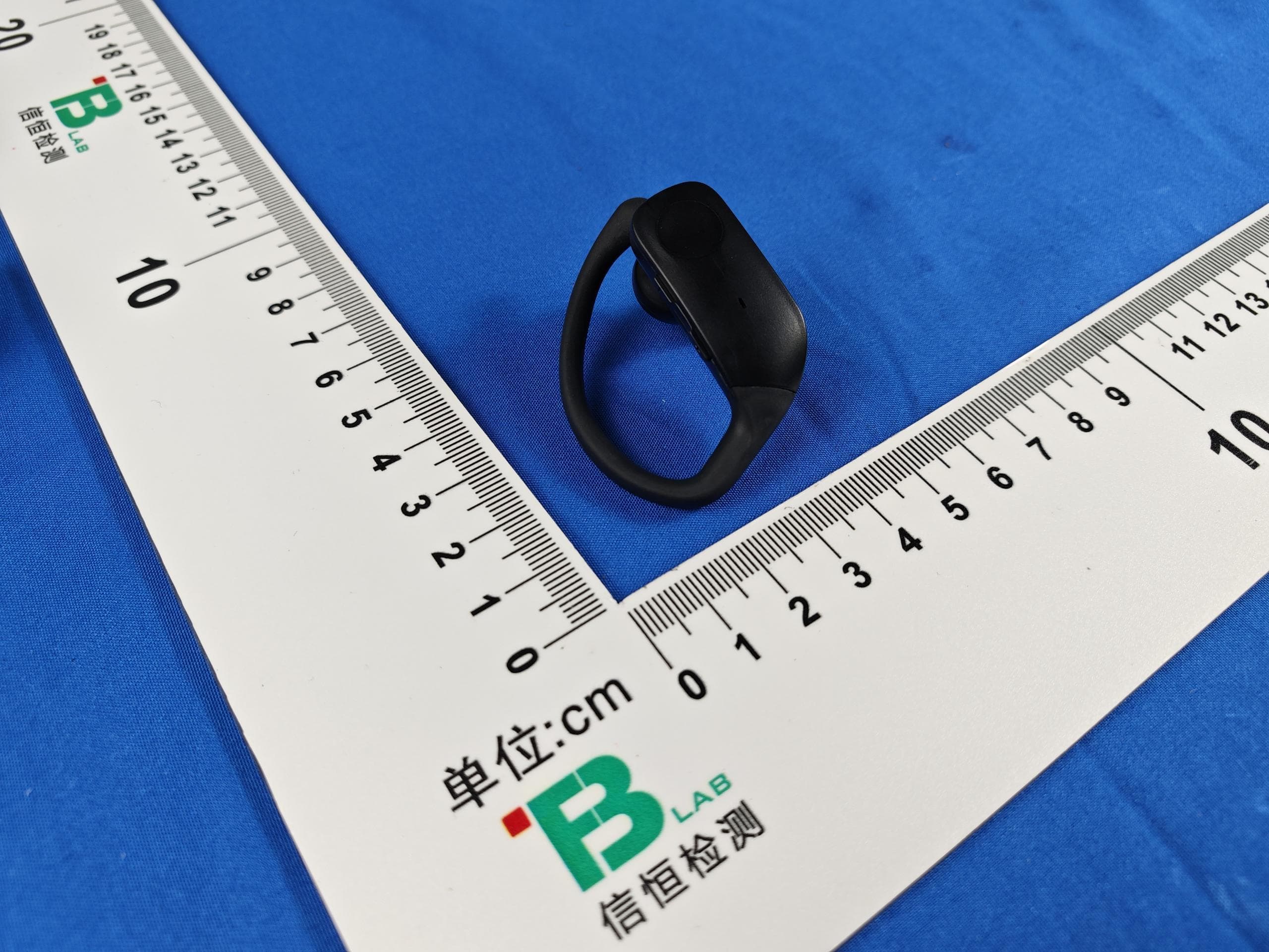 TRUE WIRELESS EARPHONES - FCC ID 2AIDL-TWS220 - Migear International Group LLC (5)