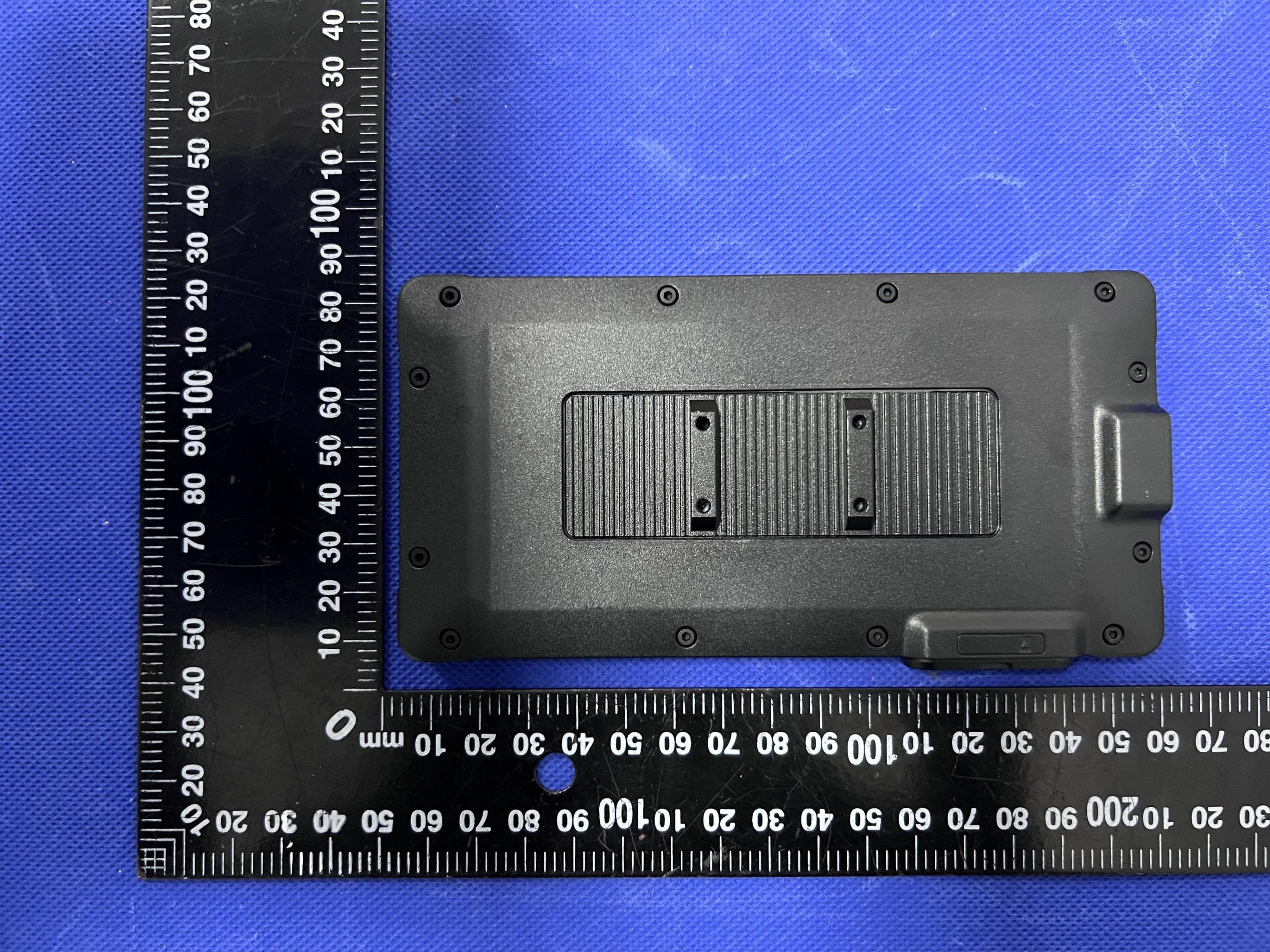 smart screen - FCC ID 2AIGT-RC12 - Shenzhen BAKER Electronics Co.LTD