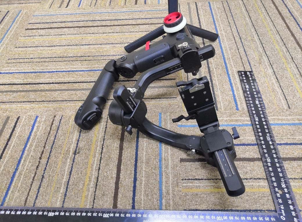 CRANE 3S - FCC ID 2AIHFZYCR107 - Guilin Zhishen Information Technology Co.,Ltd. (5)