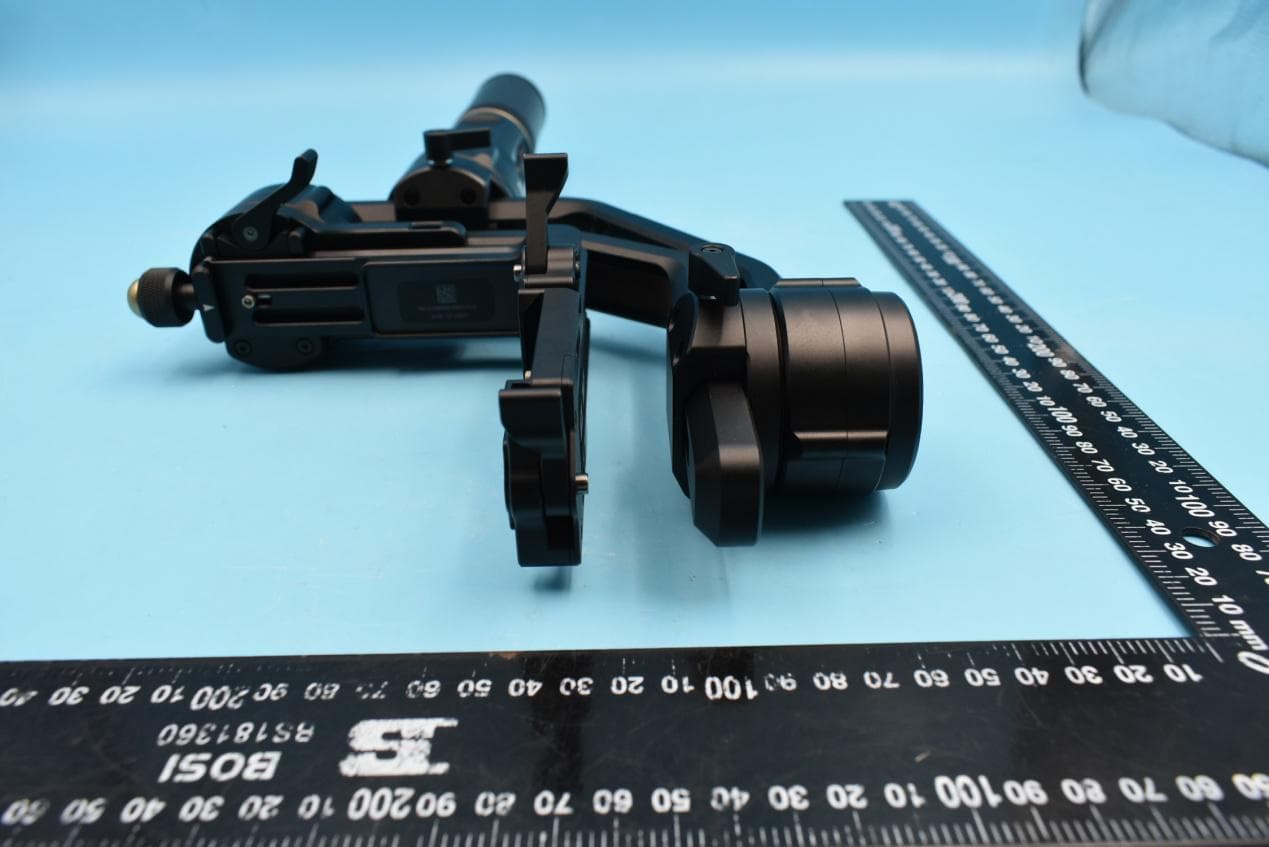 CRANE 2S (Mechanical three-axis stabilizer for Camera with Bluetooth) - FCC ID 2AIHFZYCR113 - Guilin Zhishen Information Technology Co.,Ltd. (5)