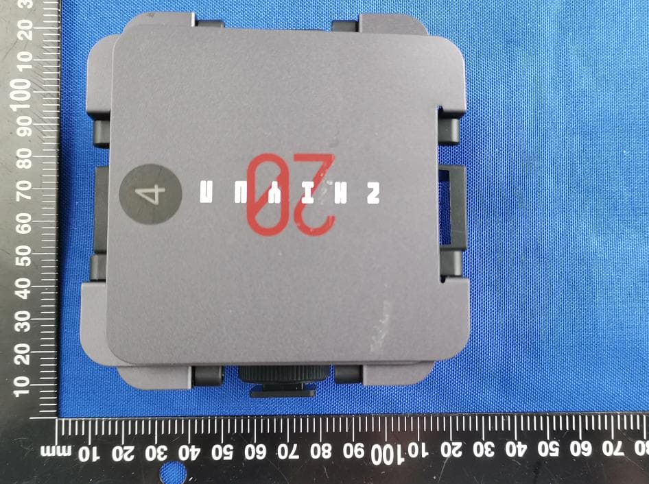 ZHIYUN FIVERAY M20C Fill Light - FCC ID 2AIHFZYPLM103 - Guilin Zhishen Information Technology Co.,Ltd. (4)