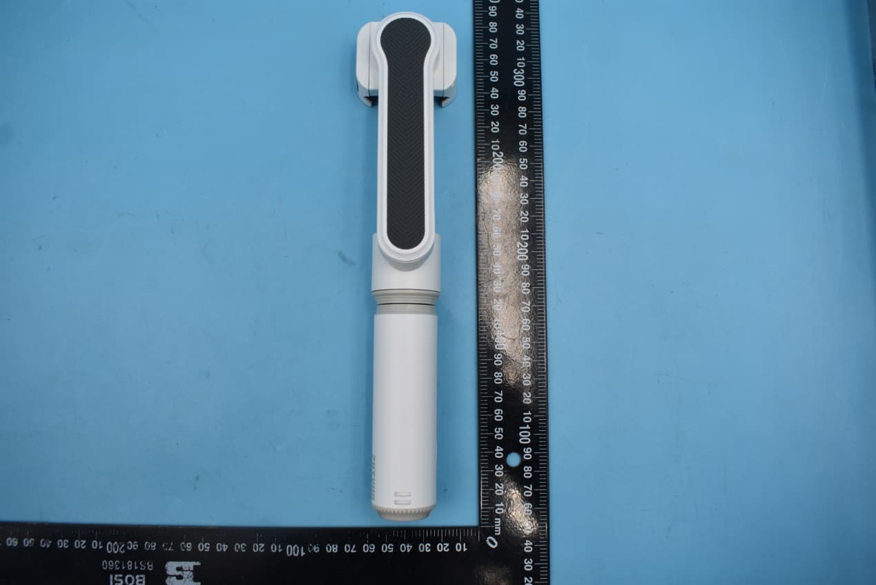 SMOOTH-X (2-axis stabilizer with Bluetooth) - FCC ID 2AIHFZYSM108 - Guilin Zhishen Information Technology Co.,Ltd. (2)