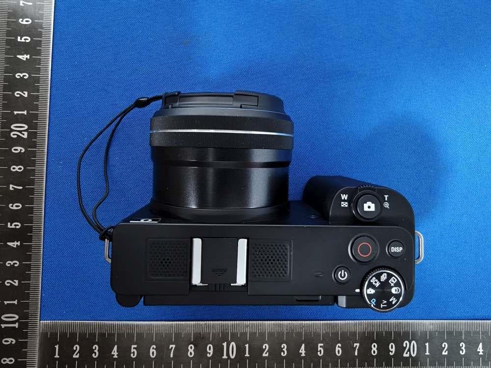 Digital Camcorder - FCC ID 2AINY-VXXBR74 - Shenzhen iCar multimedia Industry Co., Ltd (2)