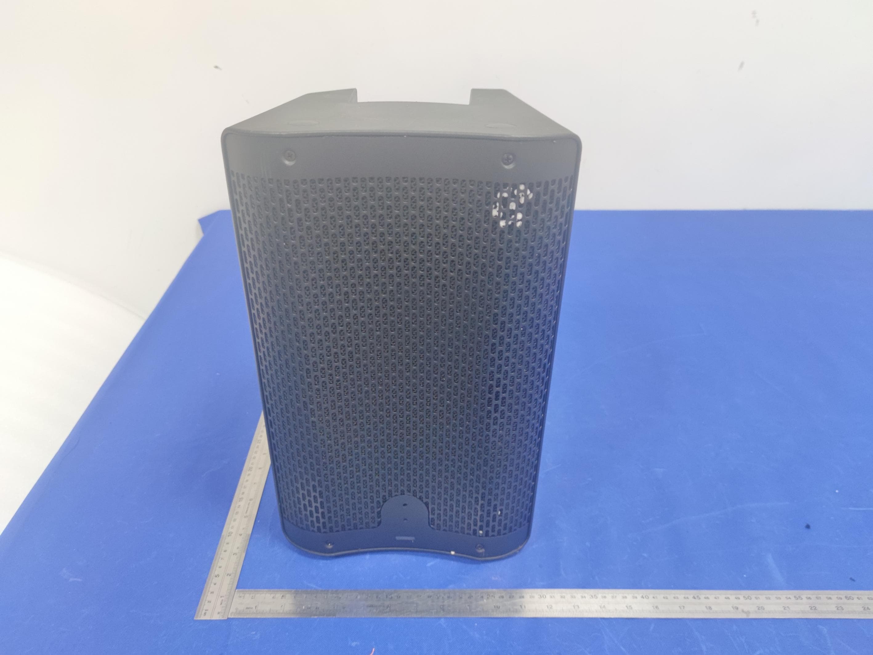 Active Speaker - FCC ID 2AIQW-V2400 - Ningbo Tonwel Audio Co.,LTD