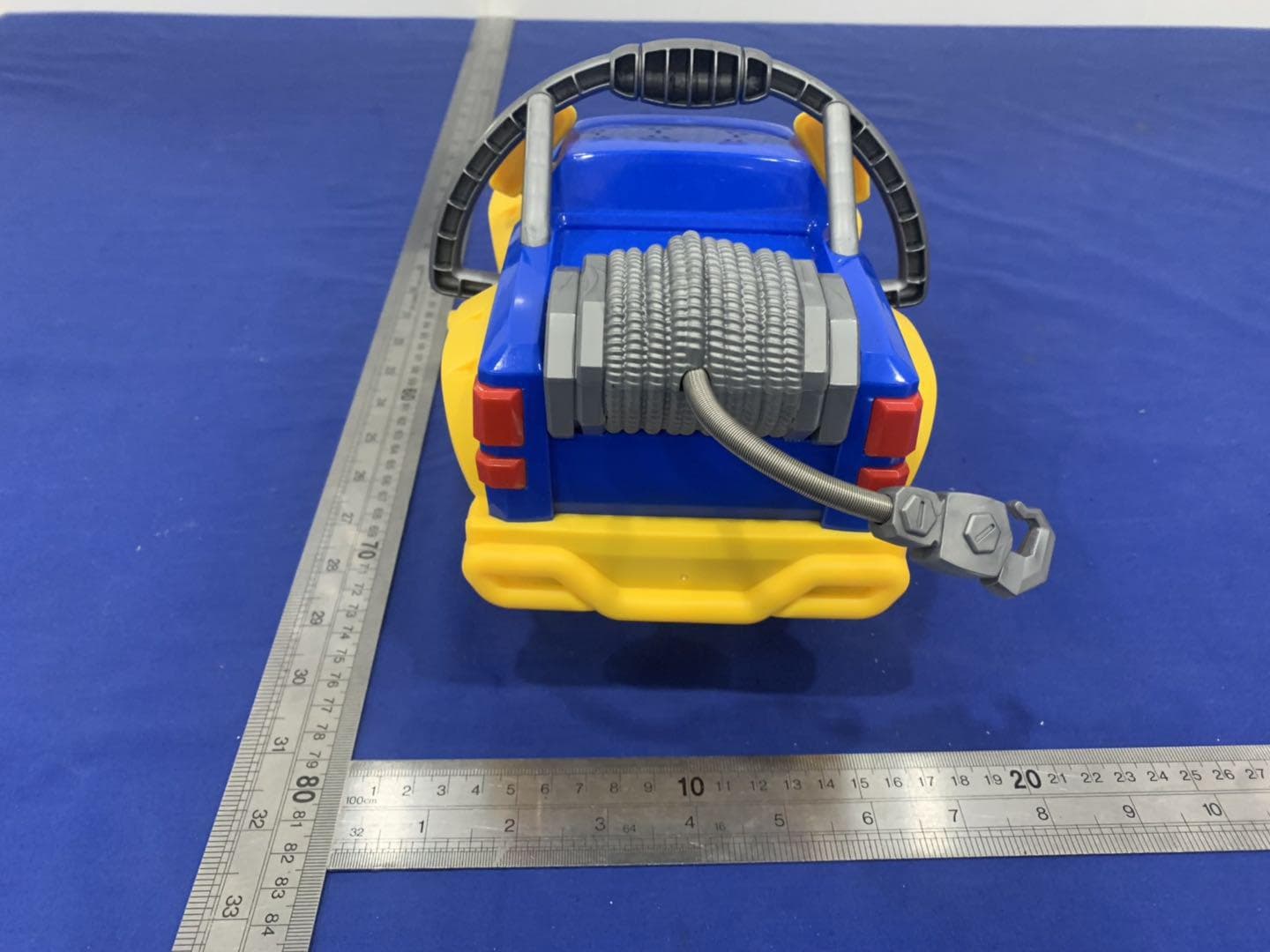 Ruff N Roll RC - FCC ID 2AIRP-881410A - ALPHA GROUP CO., LTD. (5)